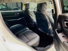 https://riyasewana.com/uploads/honda-vezel-z-914494824012.jpg