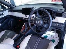 https://riyasewana.com/uploads/honda-vezel-z-916331424091.jpg