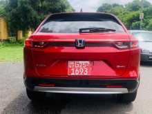 https://riyasewana.com/uploads/honda-vezel-z-923071422843.jpg