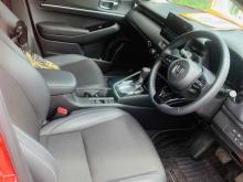 https://riyasewana.com/uploads/honda-vezel-z-923074324801.jpg