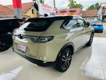 https://riyasewana.com/uploads/honda-vezel-z-985824964.jpg
