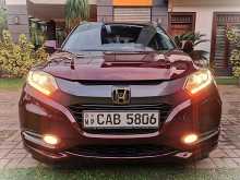Honda Vezel Z-Orange Gold Badge 2014 SUV