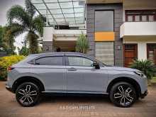 https://riyasewana.com/uploads/honda-vezel-z-play-2685333262.jpg