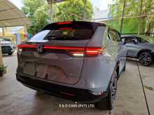 https://riyasewana.com/uploads/honda-vezel-z-play-5124809293.jpg