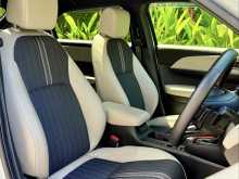 https://riyasewana.com/uploads/honda-vezel-zplay-610411322342.jpg