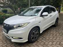 https://riyasewana.com/uploads/honda-vezele-2014-266272112454.jpg