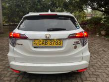 https://riyasewana.com/uploads/honda-vezele-266275317816.jpg