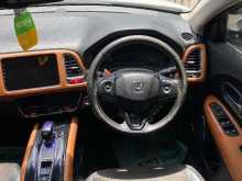 https://riyasewana.com/uploads/honda-vezle-72207074012.jpg