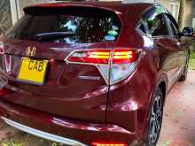 https://riyasewana.com/uploads/honda-vezzel-2014-2720191512822.jpg