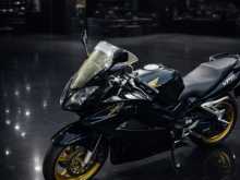 Honda VFR 800 2003 Motorbike