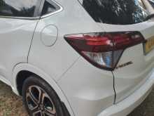 https://riyasewana.com/uploads/honda-vi-6162546953.jpg