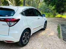 https://riyasewana.com/uploads/honda-vizel-2014-115354212233.jpg