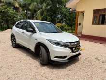 https://riyasewana.com/uploads/honda-vizel-2017-2017-820404112402.jpg