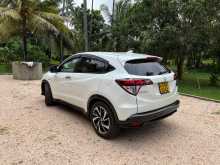 https://riyasewana.com/uploads/honda-vizel-2017-2017-820404112863.jpg