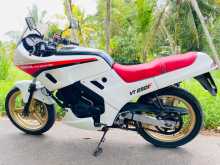 https://riyasewana.com/uploads/honda-vt-super-1815485813252.jpg