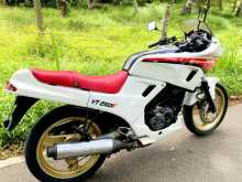 https://riyasewana.com/uploads/honda-vt-super-3011191713692.jpg