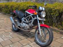 Honda VTR 250 2007 Motorbike