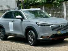 Honda Vezel X Hunt 2025 SUV