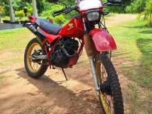 Honda Xl 200 2002 Motorbike