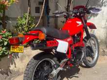Honda XL 250 R 1983 Motorbike
