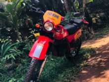 Honda XL125R 1994 Motorbike