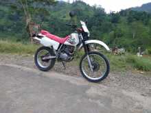 Honda XLR 2002 Motorbike