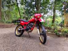 https://riyasewana.com/uploads/honda-xlr-125-171931301223.jpg