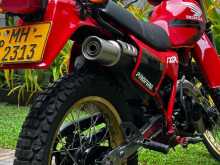 https://riyasewana.com/uploads/honda-xlr-125-299155823002.jpg