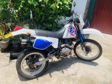 https://riyasewana.com/uploads/honda-xlr-125-511442219702.jpg