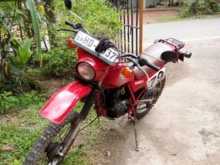 Honda XLR 125 1999 Motorbike