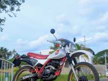 https://riyasewana.com/uploads/honda-xlr-162130713222.jpg