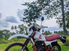 https://riyasewana.com/uploads/honda-xlr-162130713803.jpg