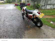 https://riyasewana.com/uploads/honda-xlr-19917094323.jpg