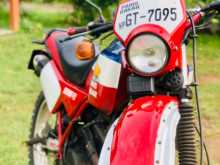 Honda XLR 2001 Motorbike