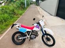https://riyasewana.com/uploads/honda-xlr-rfvc-2123113613582.jpg