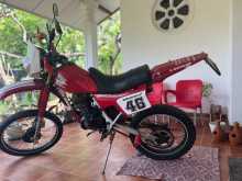https://riyasewana.com/uploads/honda-xlr125-918103813693.jpg