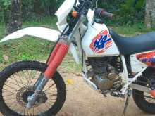 https://riyasewana.com/uploads/honda-xlr200-21108564972.jpg