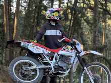 https://riyasewana.com/uploads/honda-xlr200-299012422383.jpg