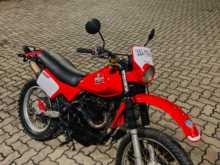 https://riyasewana.com/uploads/honda-xlr200-721082013254.jpg