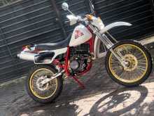 Honda XLR250 RFVC 1989 Motorbike