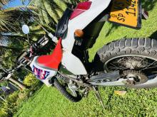 https://riyasewana.com/uploads/honda-xr-121621346595.jpg