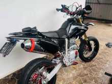 https://riyasewana.com/uploads/honda-xr-1516422622122.jpg