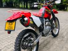 https://riyasewana.com/uploads/honda-xr-250-2815320513372.jpg