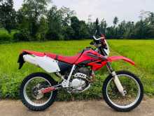 Honda XR 2004 Motorbike