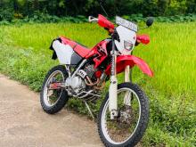 https://riyasewana.com/uploads/honda-xr-281558306065.jpg