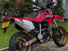 https://riyasewana.com/uploads/honda-xr-400sm-2521074224981.jpg