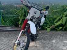 https://riyasewana.com/uploads/honda-xr250-20304124553.jpg