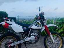 https://riyasewana.com/uploads/honda-xr250-20304124992.jpg