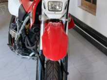 Honda XR400 2012 Motorbike