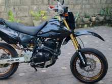 https://riyasewana.com/uploads/honda-xr400-816525813434.jpg